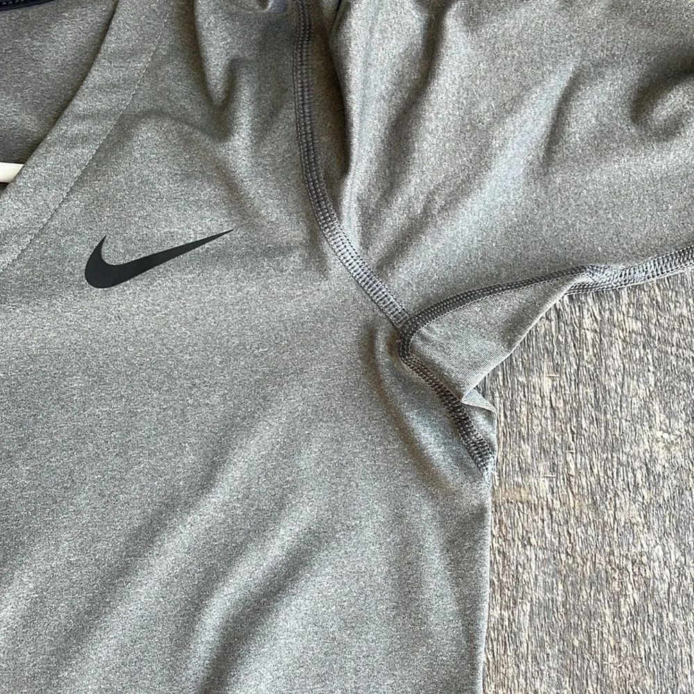 Nike Pro Core Fitted Long-Sleeve T-Shirt Sz M